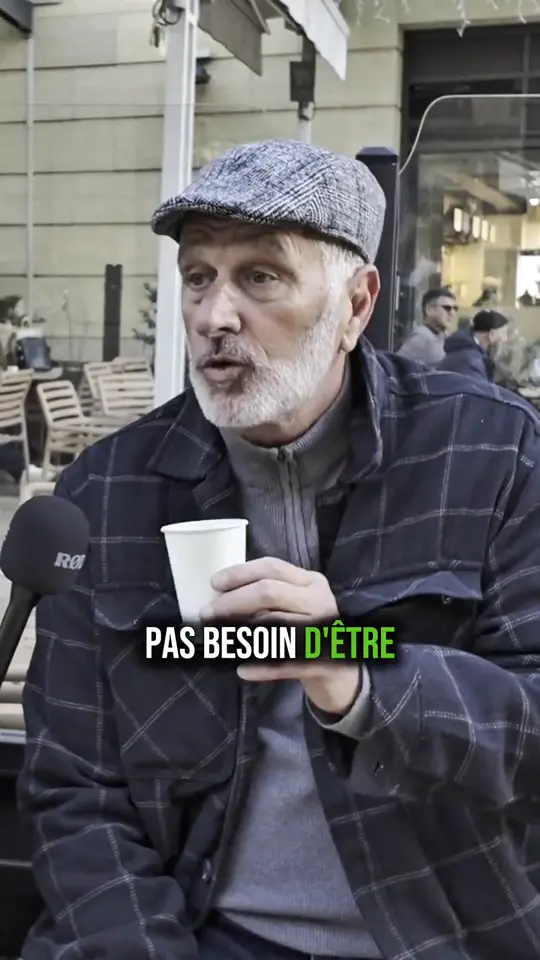 Dégustation du café haïtien Sense Coffee dans la rue